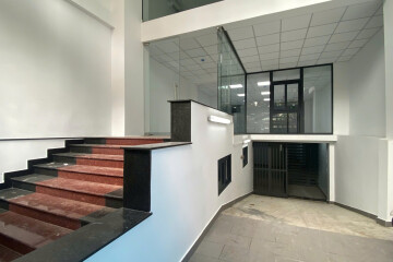 Văn Phòng Mới 120M2 Tại Lý Phục Man Cho Thuê Lâu Dài