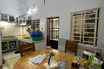 Nhà Nguyên Căn Cấp 4 Tại Tân Quy Cạnh Lotermart