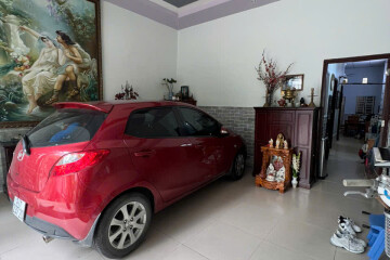 Nhà Nguyên Căn Cấp 4 Tại Tân Quy Cạnh Lotermart