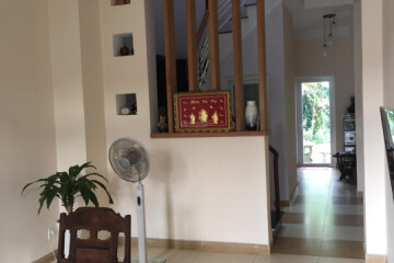 Cho Thuê Nhà Nguyên Căn Hẽm 502 Hùynh Tấn Phát, P. Bình Thuận