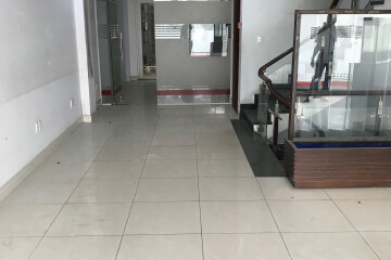 Cho Thuê Nhà Nguyễn Thị Thập – Hầm + Trệt + 3 Lầu – Phù Hợp Vp, Showroom, Spa