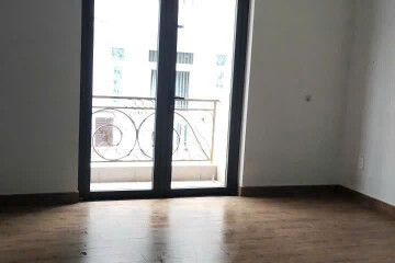 Nhà Phố 2 Lầu Tại Hoàng Quốc Việt Cạnh Pmh