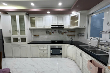 Cần Bán Gấp Nhà Mới 4 Lầu Tại Tân Quy