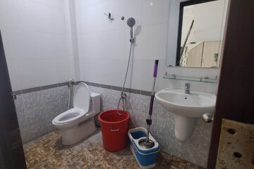 Nhà Phố Nguyên Căn Cho Thuê Dài Hạn Cạnh Trường Mầm Non Tân Phong