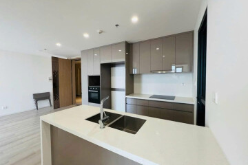 Căn Hộ 3 Phòng Ngủ View Hồ Bơi Đông Nam Masteri Centre Point