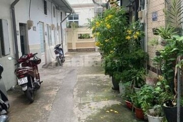 Bán Nhà Hẻm Xe Hơi Bùi Văn Ba, Quận 7 – Vị Trí Đắc Địa, Pháp Lý Rõ Ràng