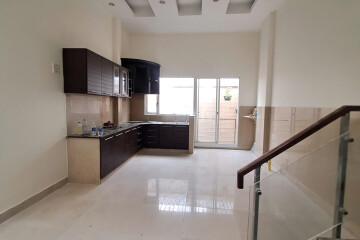 Nhà Nguyên Căn 3 Lầu Cho Thuê Lâu Dài Tại Tân Kiễng