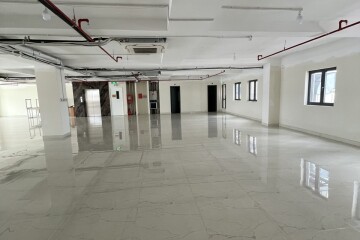 Văn Phòng  350M2 Tầng 3 Tại Huỳnh Tấn Phát.