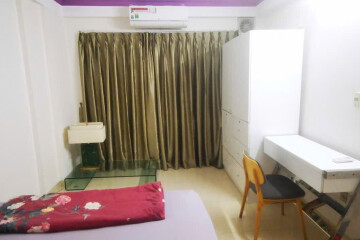 Nhà 3 Lầu Full Nội Thất Tại Đường Số Lâm Văn Bền