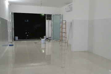 Nguyên Căn Cấp 4 Làm Văn Phòng, Công Ty, Kho Tại Vạn Phát Hưng.