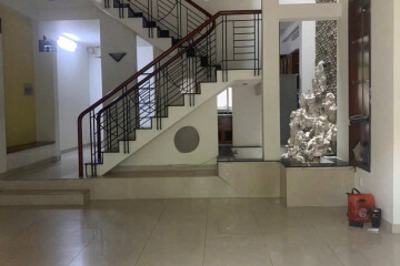 Nguyên Căn Cho Thuê Làm Văn Phòng, Công Ty Tại Kdc Tân Quy Đông.
