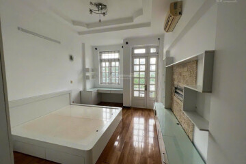 Cho Thuê Nhà Nguyên Căn Hẻm 588 Huỳnh Tấn Phát, Q7