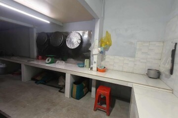 Giảm 1Tỷ - Nhà Lâu Đời Gần Đường Nguyễn Thị Định Quận 2