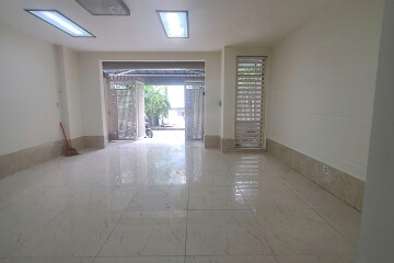 Nhà Phố Nguyên Căn Cho Thuê Dài Hạn Cạnh Trường Mầm Non Tân Phong