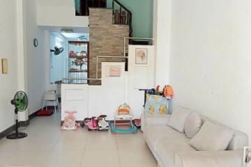 Cho Thuê Nhà Nguyên Căn Hẻm 588 Huỳnh Tấn Phát, Q7