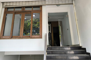 Văn Phòng Làm Việc Tại Him Lam Cạnh Lotermart