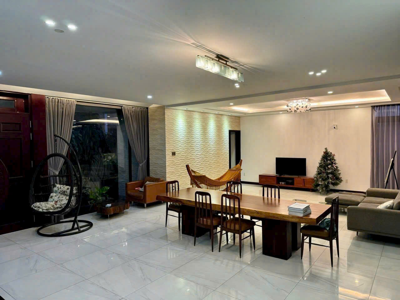 Hình ảnh của Biệt Thự Tiện Nghi Rộng Rãi 6 Phòng Sadeco Vivo, Tân Phong 55Tr/Tháng