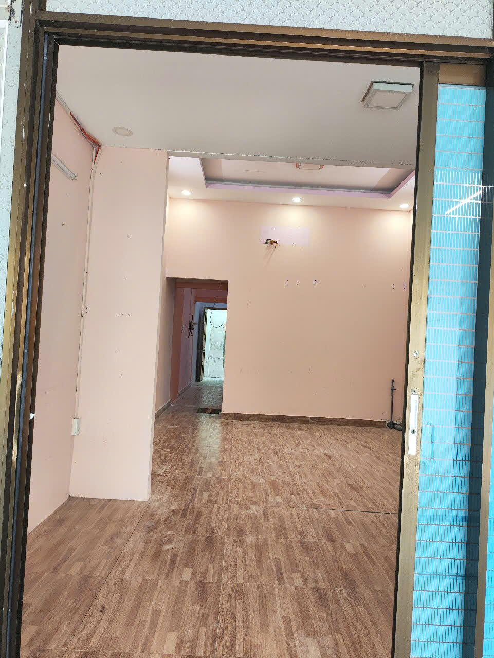 Hình ảnh của Nhà Cấp 4 Làm Kho, Văn Phòng Tại Lâm Văn Bền